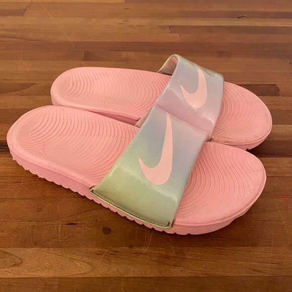 Nike Slides Pink Girls Youth Size 10 - Picture 2 of 6